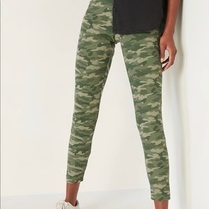 Old Navy High Waister Leggings Size Small New